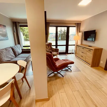 Triventi 2 Sypialnie, Garaż, Blisko Tropikana I Wyciąg Na Kopę Apartament